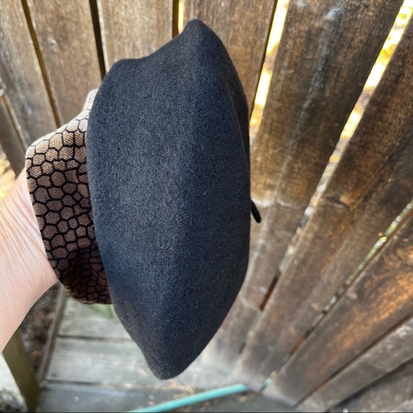 Black Wool Beret With Brown Velvet Trim - Picture 9 of 17